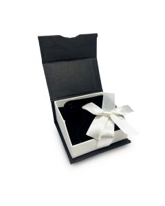 BLACK/WHITE PAPER EARRING BOX